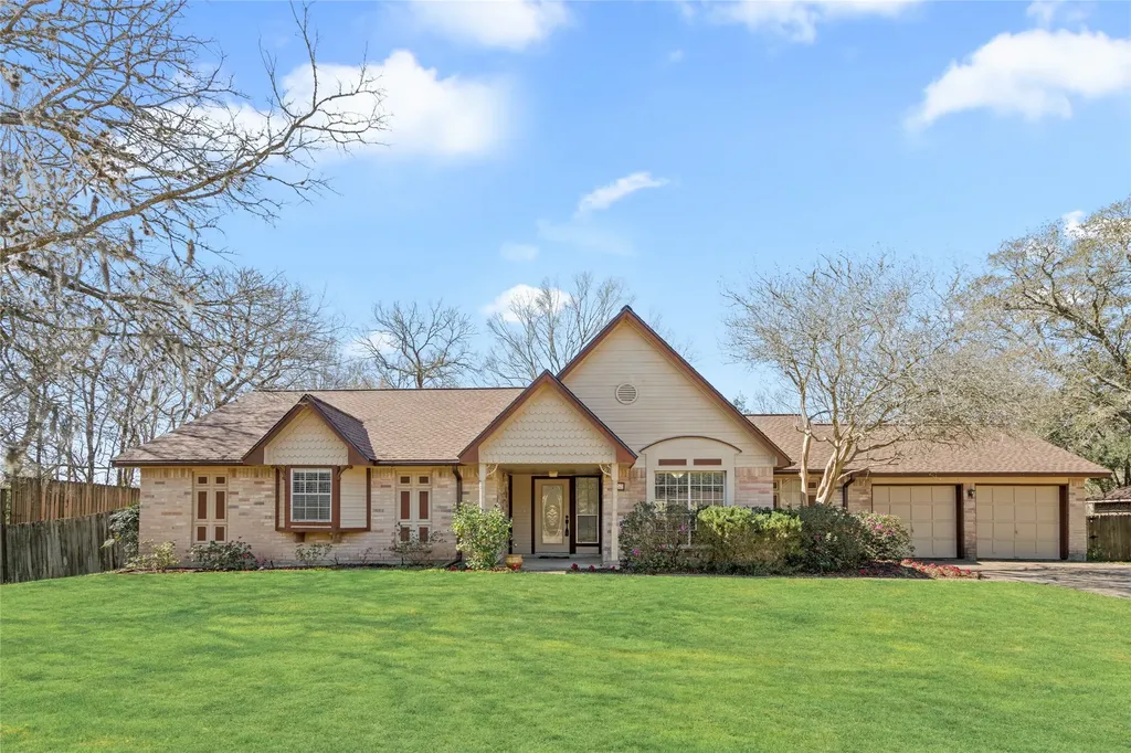 1509 Windsor Drive Friendswood TX 77546