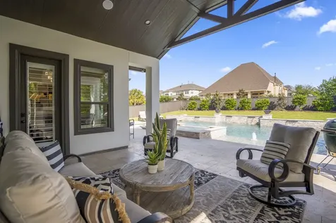 39 Beacons Light Place Tomball TX 77375