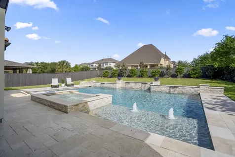39 Beacons Light Place Tomball TX 77375