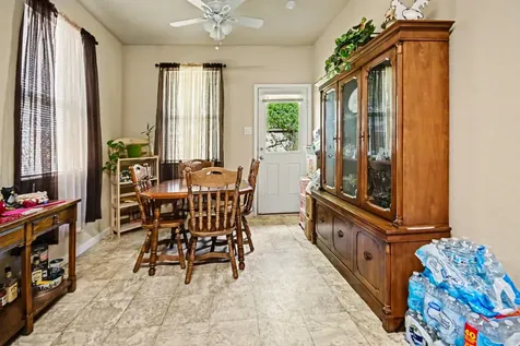 10019 Meadow Mill Forest Lane Houston TX 77044