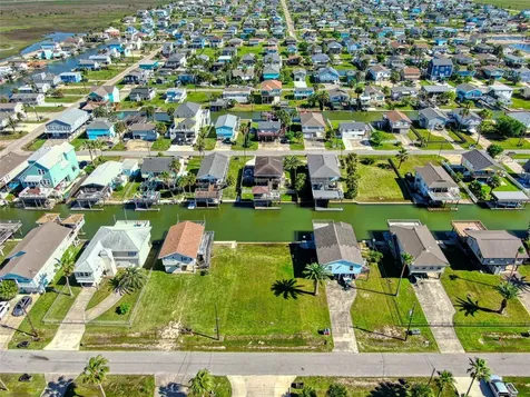 16523 Bahama Way Galveston TX 77554