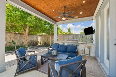 1360 Chippendale Road Houston TX 77018