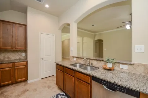 2205 Lake Forrest Drive West Columbia TX 77486