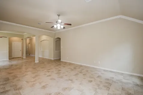 2205 Lake Forrest Drive West Columbia TX 77486