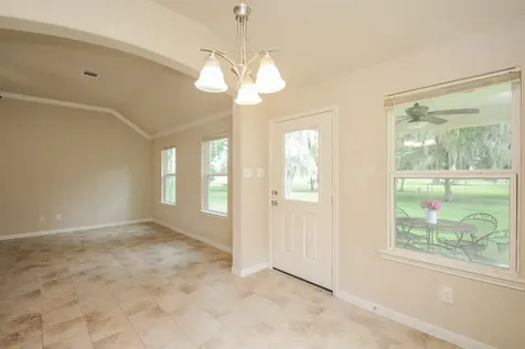 2205 Lake Forrest Drive West Columbia TX 77486