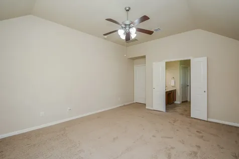 2205 Lake Forrest Drive West Columbia TX 77486