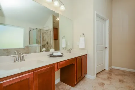 2205 Lake Forrest Drive West Columbia TX 77486