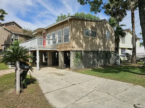 702 Narcissus Road Clear Lake Shores TX 77565