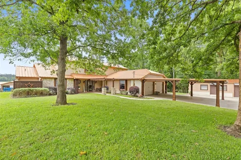 56 Magnolia Drive Huntsville TX 77340