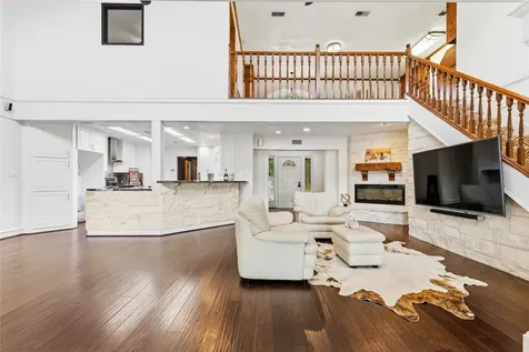 56 Magnolia Drive Huntsville TX 77340
