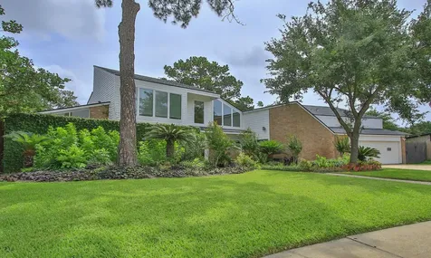 13802 Menasco Court Houston TX 77077