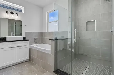 2924 El Fenice Lane Houston TX 77057