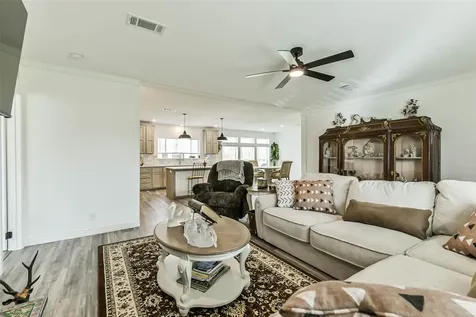 17700 Fregia Road Hull TX 77564