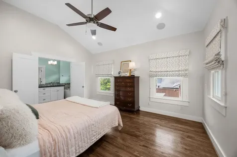 529 Highland Street Houston TX 77009
