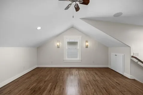 529 Highland Street Houston TX 77009