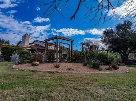 640 S College Street La Grange TX 78945