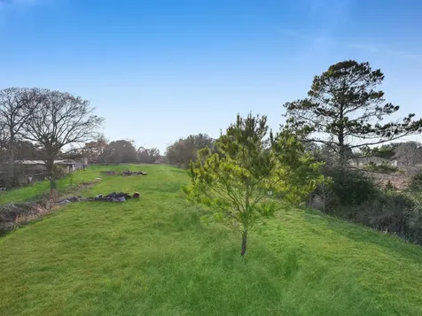 16195 Marsh Road Hamshire TX 77622