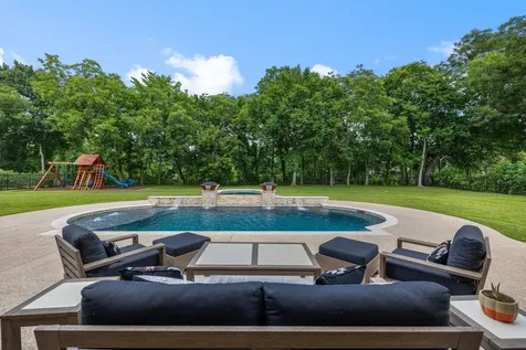4926 Beekman Drive Missouri City TX 77459