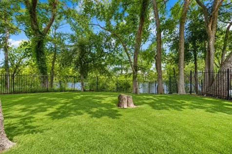 4926 Beekman Drive Missouri City TX 77459