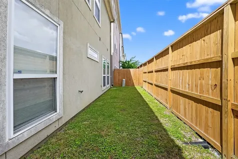 5919 Turtle Beach Lane Houston TX 77036