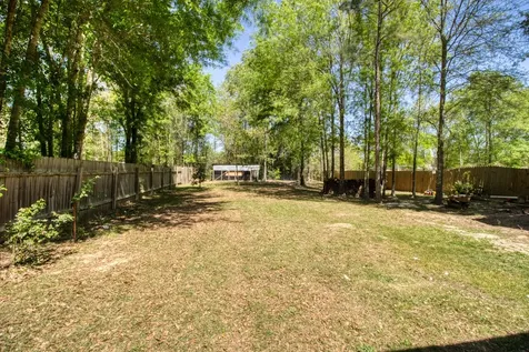 1226 County Road 5007 Cleveland TX 77327