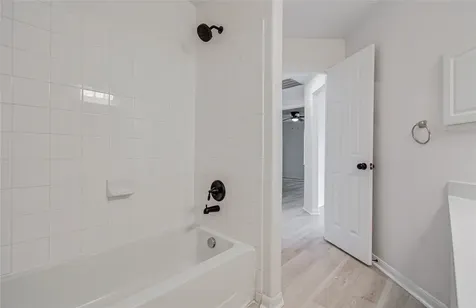 2030 Creek Shore Lane Pearland TX 77581
