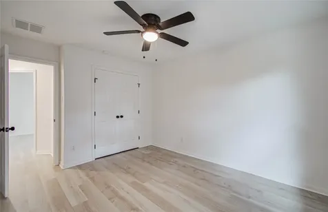 2030 Creek Shore Lane Pearland TX 77581