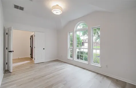 2030 Creek Shore Lane Pearland TX 77581