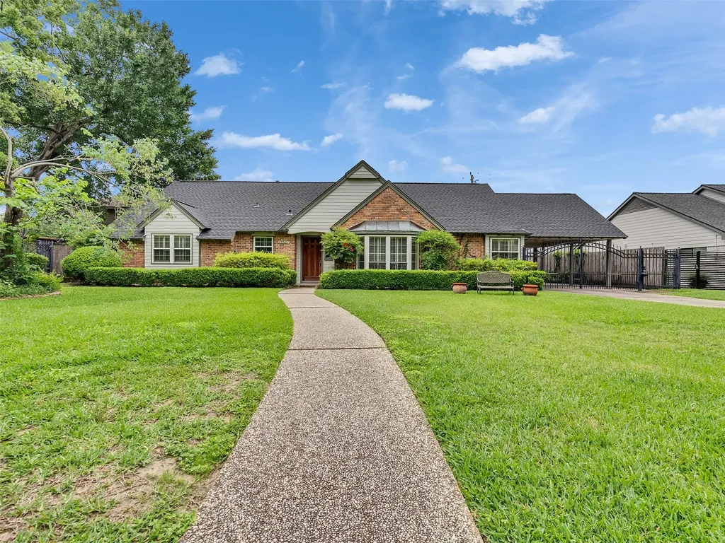 12527 Boheme Drive Houston TX 77024