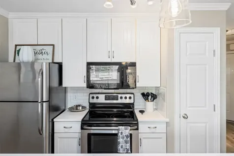 9520 Seawall Boulevard 254 Galveston TX 77554