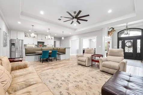 201 Hillcrest Drive Alvin TX 77511