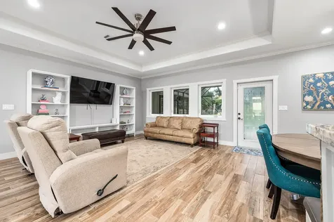 201 Hillcrest Drive Alvin TX 77511