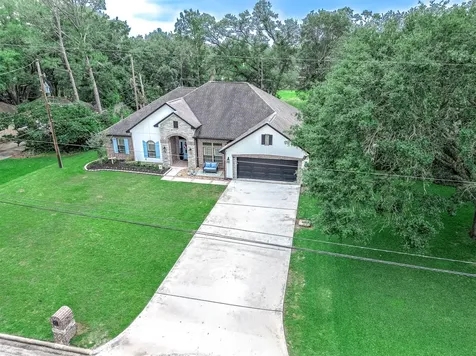 201 Hillcrest Drive Alvin TX 77511