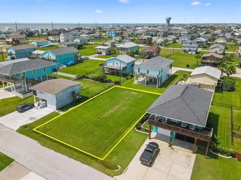 4126 Jackson Street Galveston TX 77554