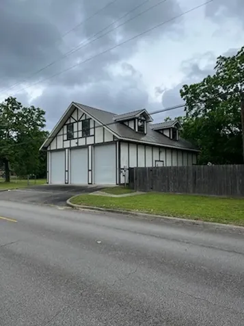 310 W Stewart Street Willis TX 77378