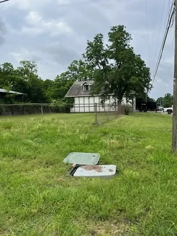 310 W Stewart Street Willis TX 77378