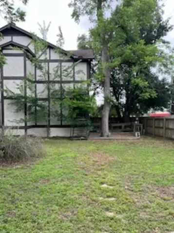 310 W Stewart Street Willis TX 77378