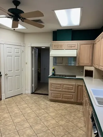 310 W Stewart Street Willis TX 77378
