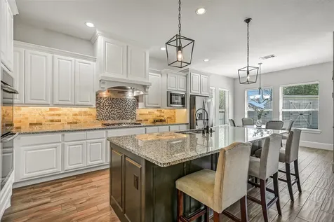 2424 Prairie Mist Lane Friendswood TX 77546
