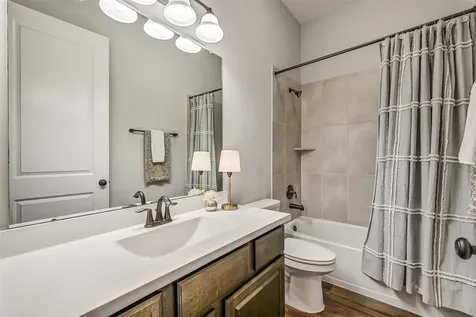 2424 Prairie Mist Lane Friendswood TX 77546