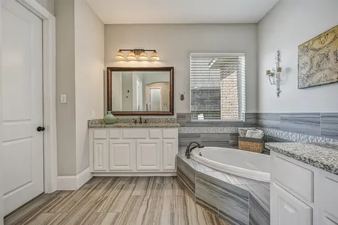 2424 Prairie Mist Lane Friendswood TX 77546