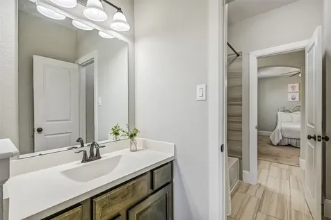 2424 Prairie Mist Lane Friendswood TX 77546