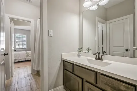 2424 Prairie Mist Lane Friendswood TX 77546