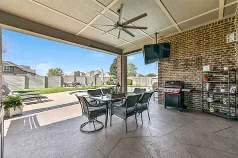 2424 Prairie Mist Lane Friendswood TX 77546