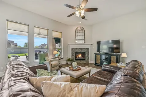 2424 Prairie Mist Lane Friendswood TX 77546