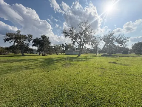 718 County Road 388 Brazoria TX 77422