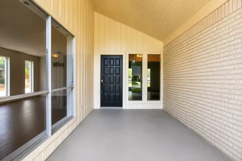1927 Hidden Creek Drive Kingwood TX 77339