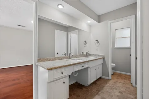 1927 Hidden Creek Drive Kingwood TX 77339