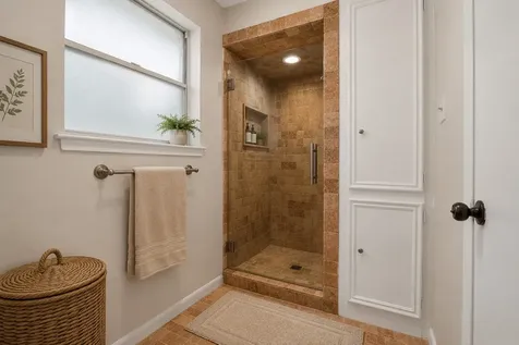 1927 Hidden Creek Drive Kingwood TX 77339