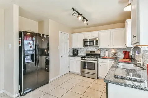 8319 White Pine Lane Baytown TX 77523
